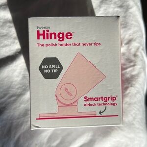 Brand: Hinge